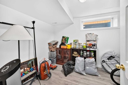 205 Hidden Hills Place Nw, Calgary, AB 