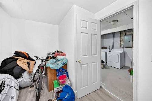 205 Hidden Hills Place Nw, Calgary, AB 