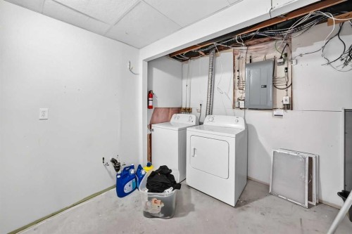 205 Hidden Hills Place Nw, Calgary, AB 