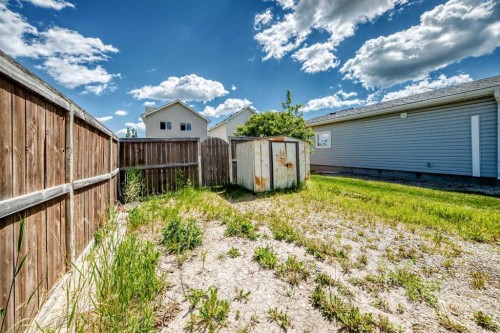 205 Hidden Hills Place Nw, Calgary, AB 