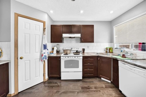205 Hidden Hills Place Nw, Calgary, AB 