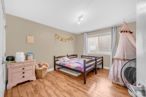 1182 Kingston Crescent Se, Airdrie, AB 
