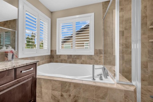 1182 Kingston Crescent Se, Airdrie, AB 
