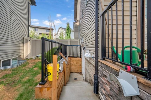 1182 Kingston Crescent Se, Airdrie, AB 