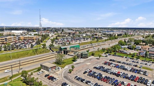 2713 9 Avenue Se, Calgary, AB 
