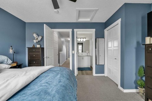 406 Cranbrook Square Se, Calgary, AB 