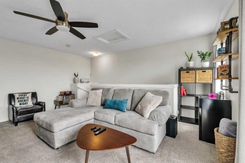 406 Cranbrook Square Se, Calgary, AB 