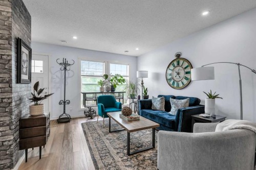 406 Cranbrook Square Se, Calgary, AB 