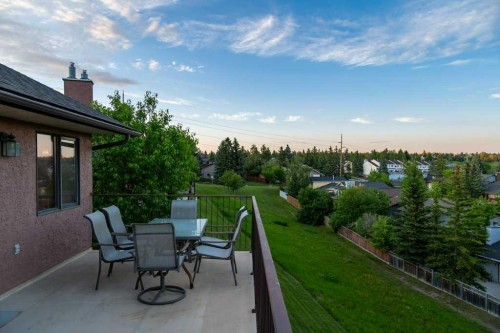 42 Edgeland Close Nw, Calgary, AB 