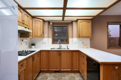 42 Edgeland Close Nw, Calgary, AB 