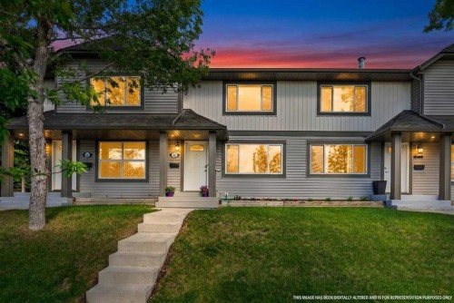 538 Woodbine Boulevard Sw, Calgary, AB - Outdoor With Facade