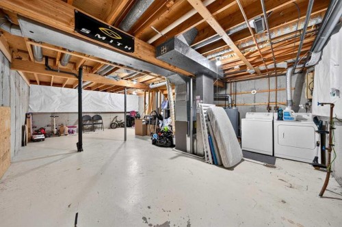 538 Woodbine Boulevard Sw, Calgary, AB - Indoor