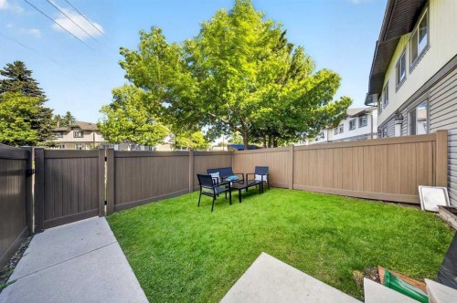 538 Woodbine Boulevard Sw, Calgary, AB - Outdoor