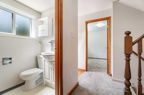 77 Winslow Crescent Sw, Calgary, AB 