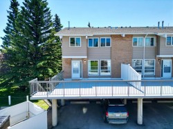 11-116 Silver Crest Drive NW Calgary, AB T3B 4N9