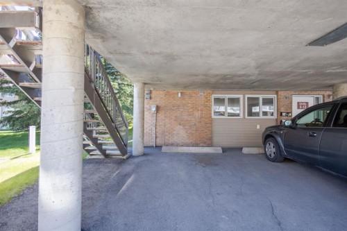11-116 Silver Crest Drive Nw, Calgary, AB 