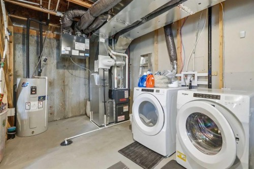 332 Lawthorn Way Se, Airdrie, AB - Indoor Photo Showing Laundry Room