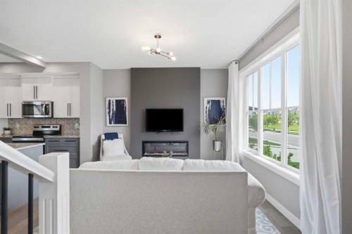 332 Lawthorn Way Se, Airdrie, AB - Indoor Photo Showing Kitchen With Upgraded Kitchen