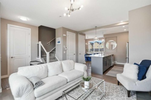 332 Lawthorn Way Se, Airdrie, AB - Indoor Photo Showing Other Room