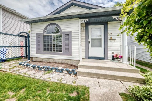 57 San Diego Way Ne, Calgary, AB 