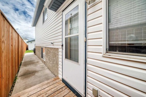 57 San Diego Way Ne, Calgary, AB 