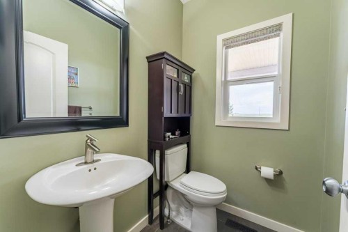 472 Sunset Link, Crossfield, AB 