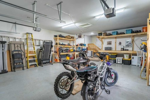 472 Sunset Link, Crossfield, AB 