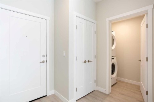 111-660 Shawnee Square, Calgary, AB 