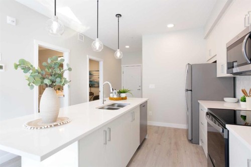 111-660 Shawnee Square, Calgary, AB 