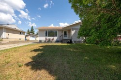 116 Rowan Street  Fort Mcmurray, AB T9H 2Y5