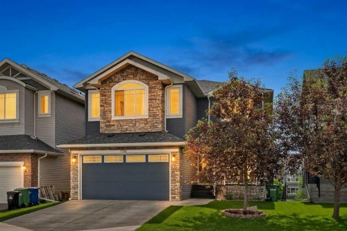 1798 Baywater Street SW Airdrie, AB T4B 0A8