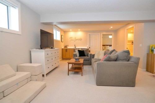 7 Tuscany Valley Road Nw, Calgary, AB 