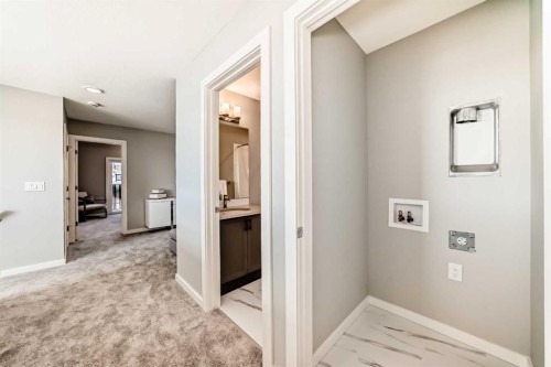 58 Sora Gardens Se, Calgary, AB 