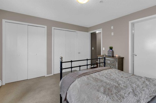 1310-4975 130 Avenue Se, Calgary, AB - Indoor Photo Showing Bedroom