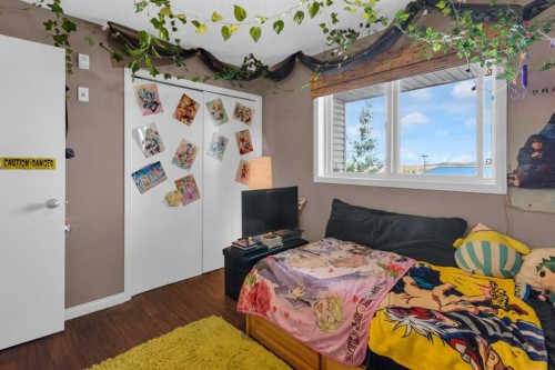 1310-4975 130 Avenue Se, Calgary, AB - Indoor Photo Showing Bedroom