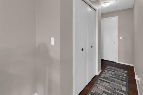 1310-4975 130 Avenue Se, Calgary, AB - Indoor Photo Showing Other Room