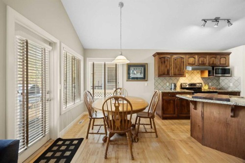 93 Coach Court Sw, Calgary, AB 