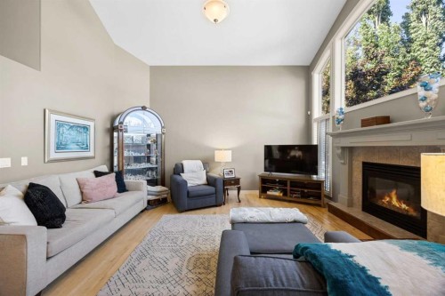 93 Coach Court Sw, Calgary, AB 