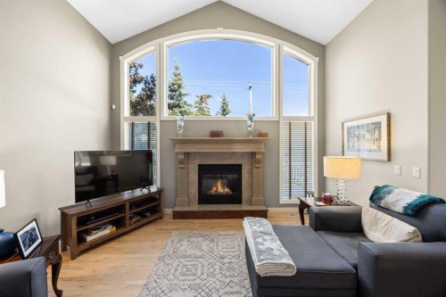93 Coach Court Sw, Calgary, AB 