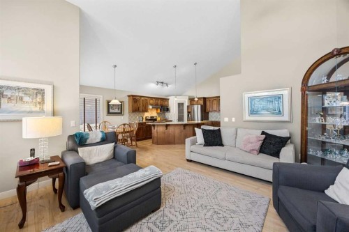 93 Coach Court Sw, Calgary, AB 