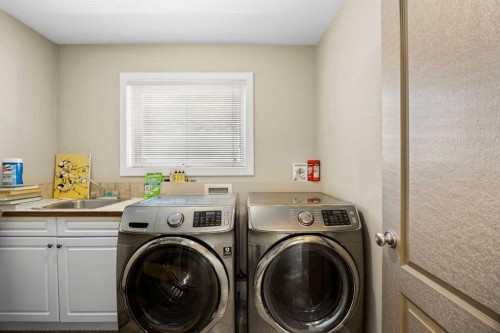 93 Coach Court Sw, Calgary, AB 