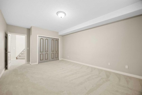 93 Coach Court Sw, Calgary, AB 