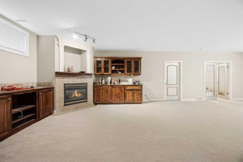 93 Coach Court Sw, Calgary, AB 