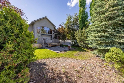 93 Coach Court Sw, Calgary, AB 