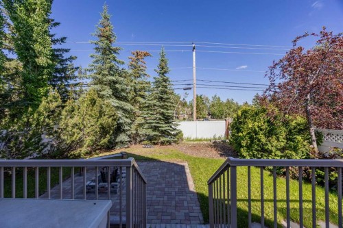 93 Coach Court Sw, Calgary, AB 