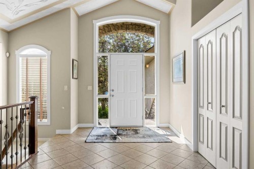 93 Coach Court Sw, Calgary, AB 