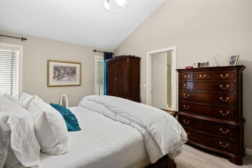 93 Coach Court Sw, Calgary, AB 