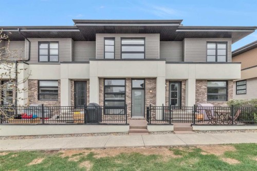 55 Aspen Hill Green Sw, Calgary, AB - Outdoor With Facade