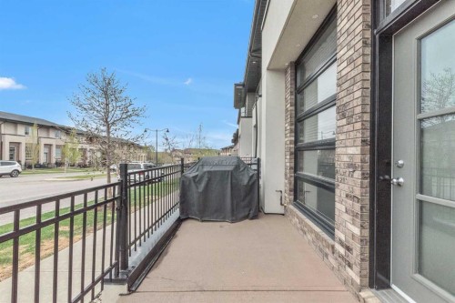 55 Aspen Hill Green Sw, Calgary, AB - Outdoor With Exterior