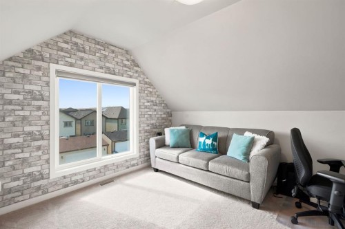 85 Masters Street Se, Calgary, AB 